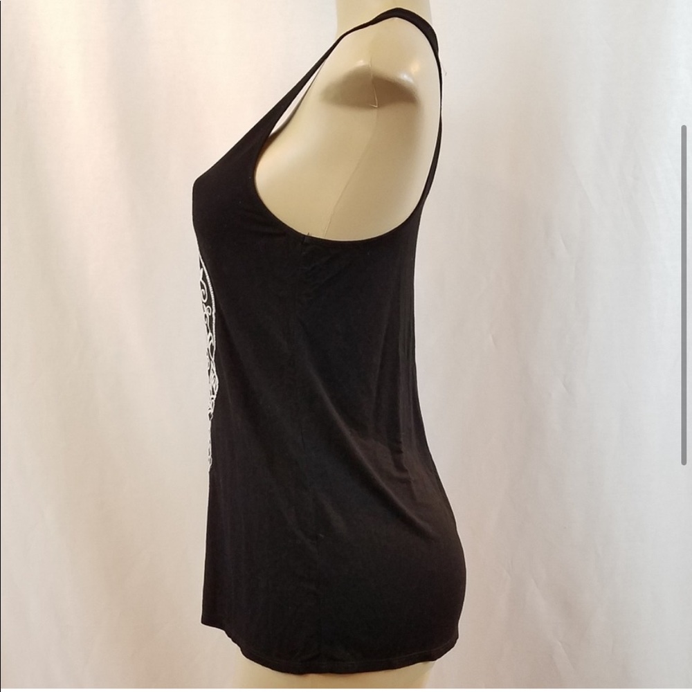 Embroidered Skull Tank - Picture 4 of 7